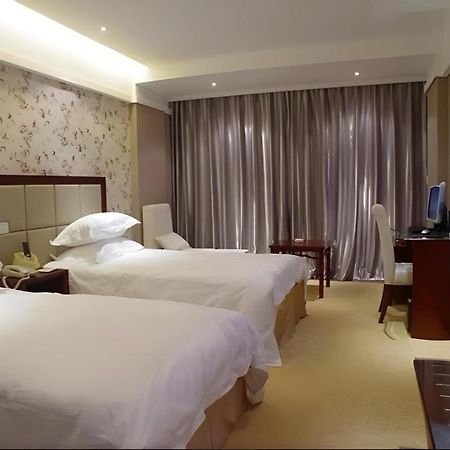 New Friendship Hotel Luoyang  Exteriör bild