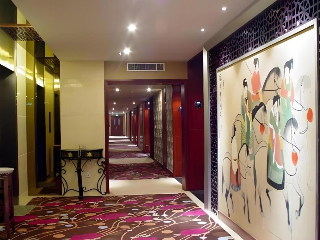 New Friendship Hotel Luoyang  Exteriör bild