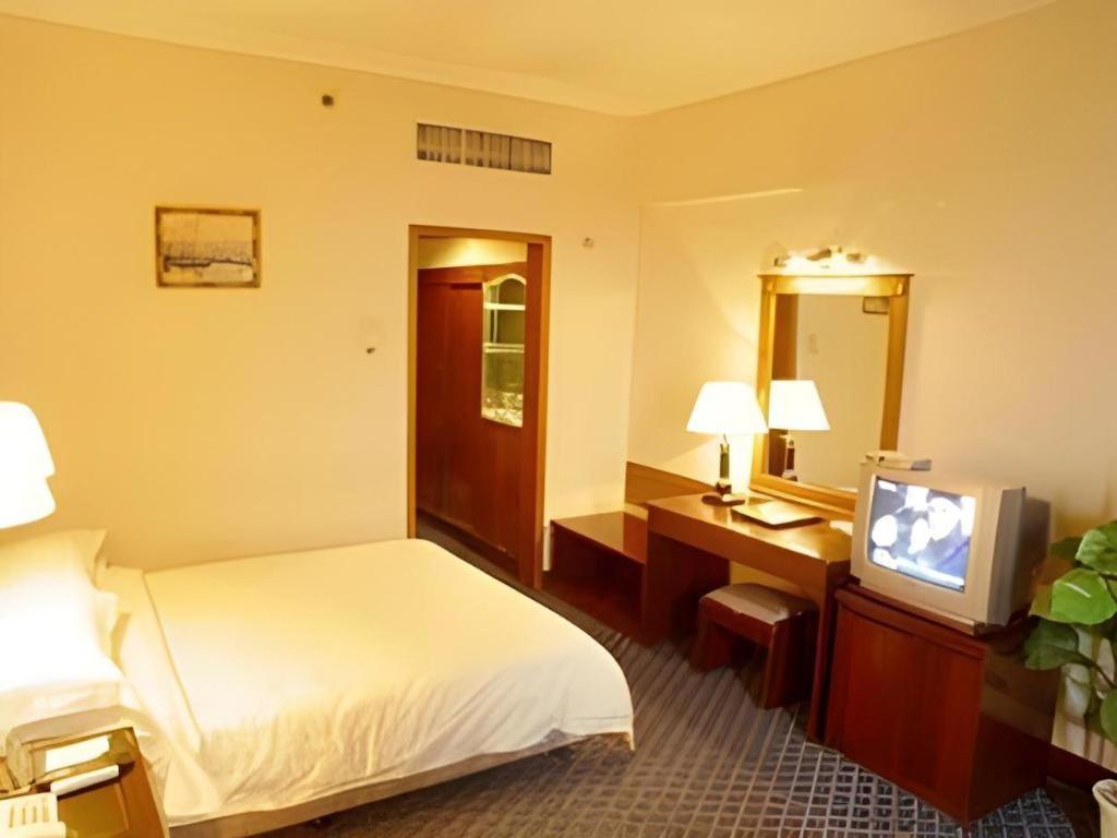 New Friendship Hotel Luoyang  Exteriör bild
