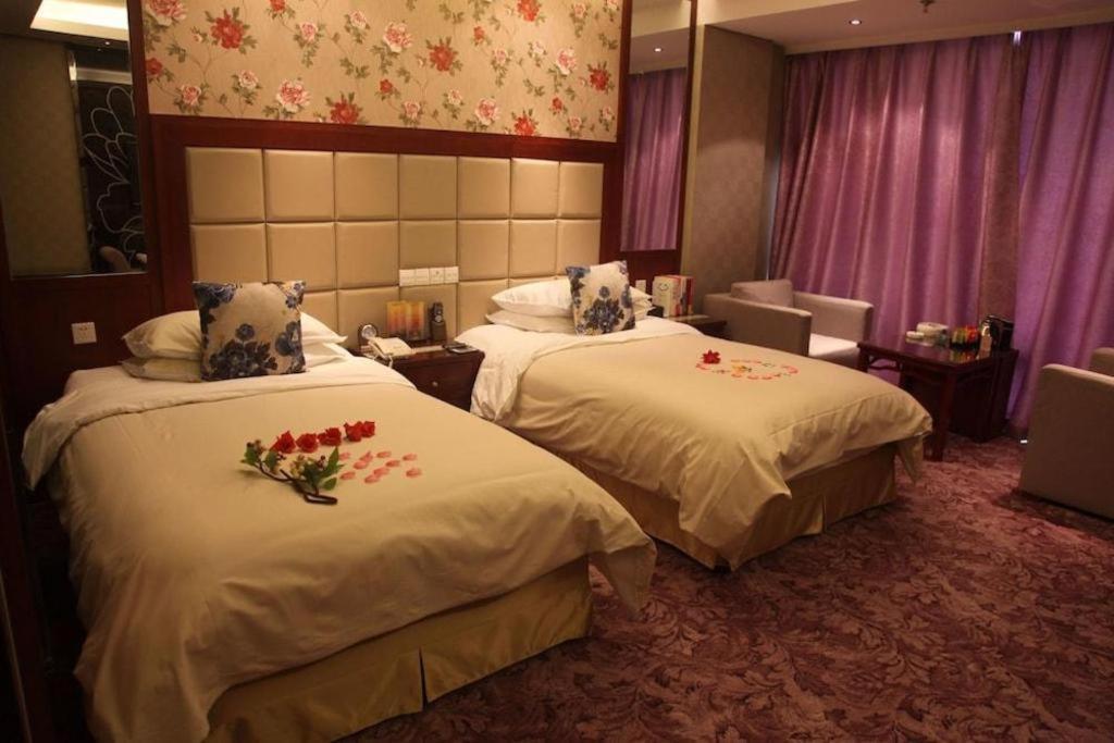 New Friendship Hotel Luoyang  Exteriör bild