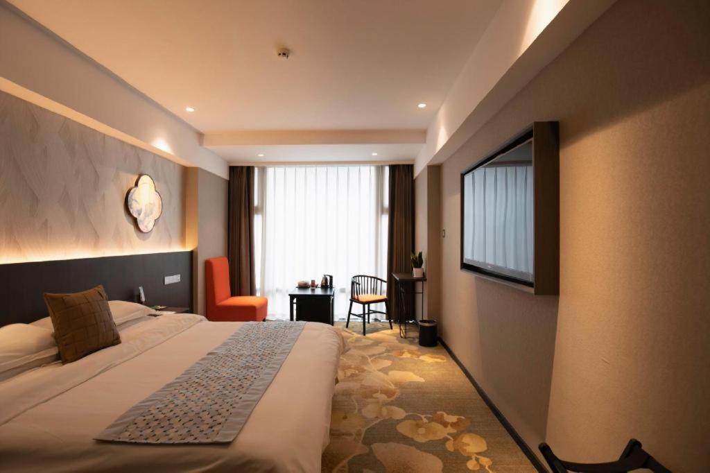 New Friendship Hotel Luoyang  Exteriör bild
