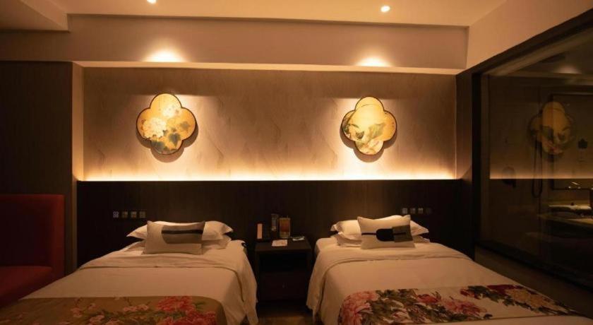New Friendship Hotel Luoyang  Exteriör bild